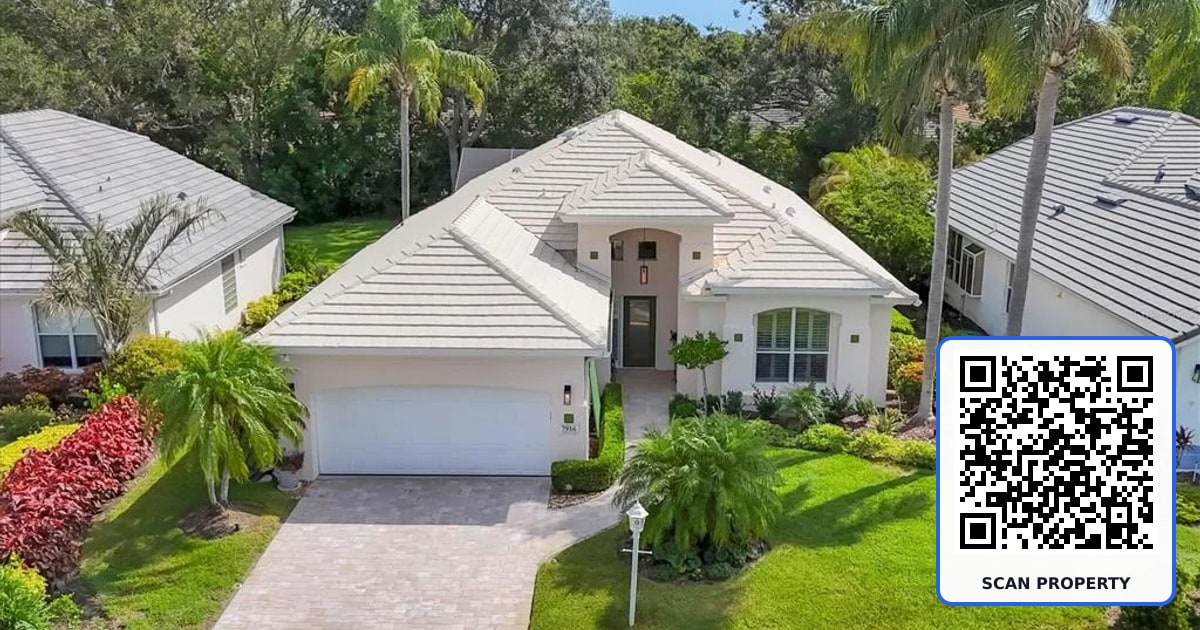 7916 HAMPTON COURT property photo