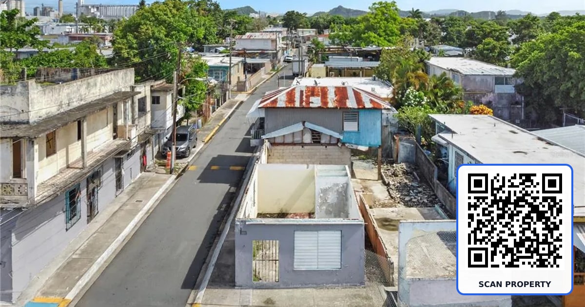 20 AMPARO property photo