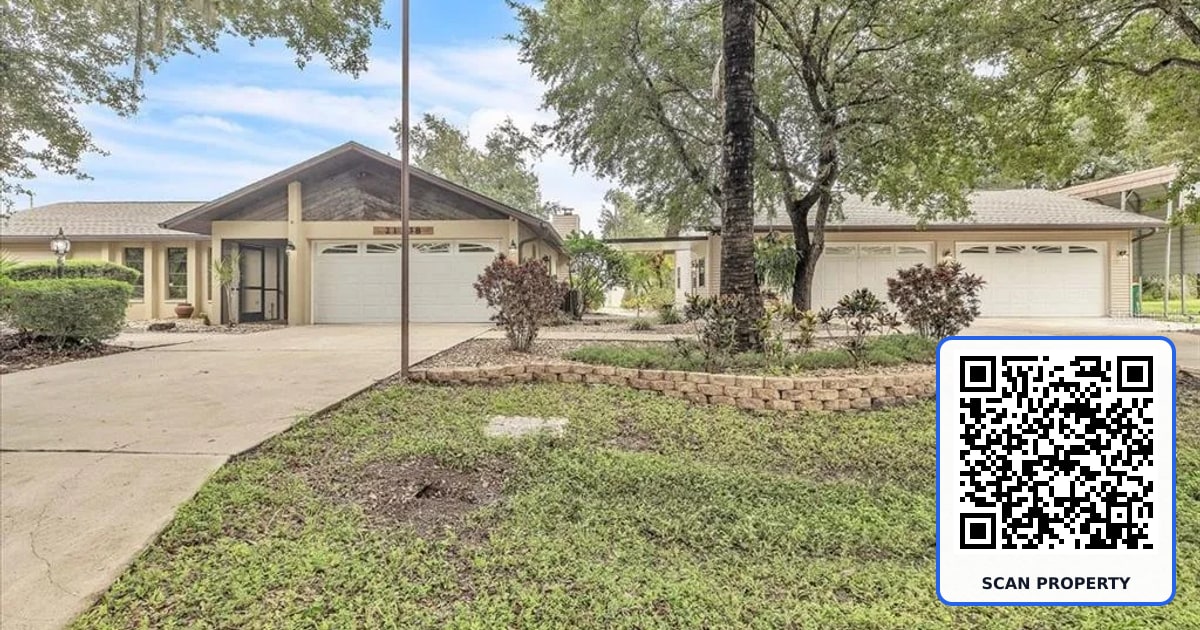 21238 HUBBARD AVENUE property photo