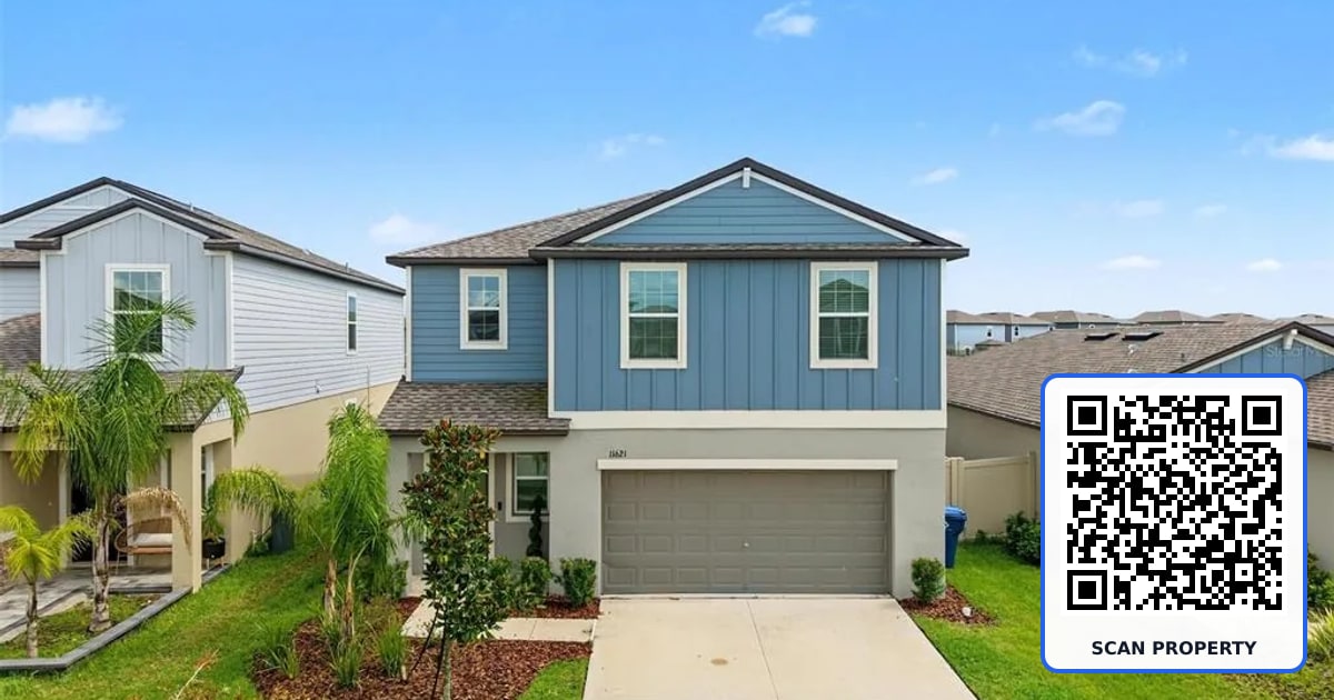 11621 RADIANT SHORE LOOP property photo