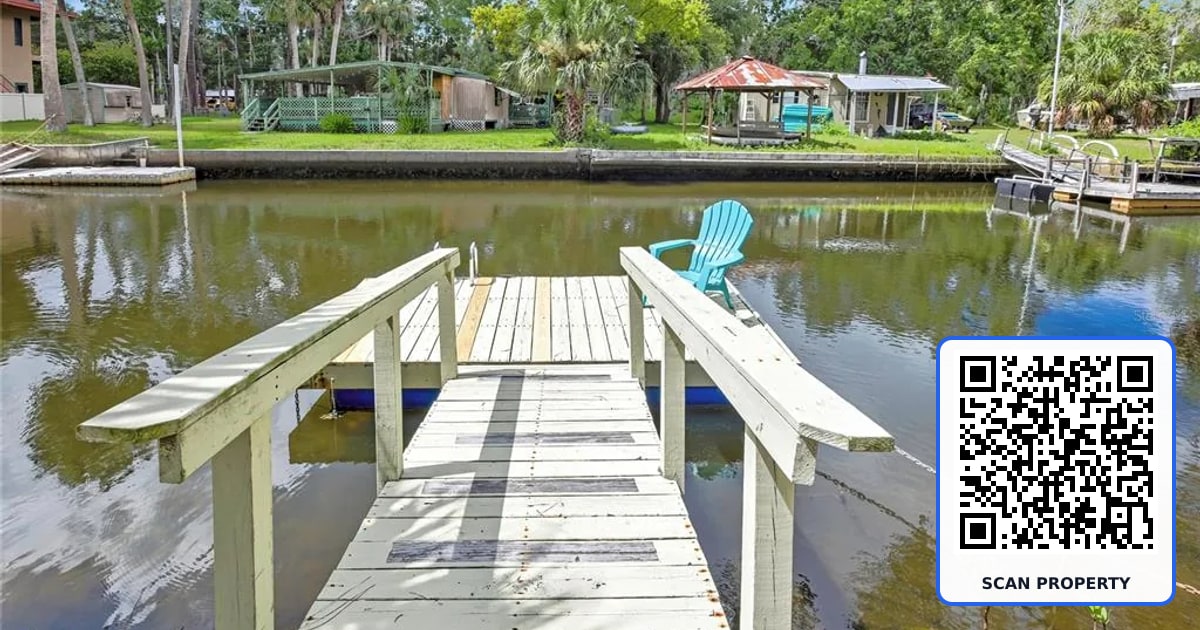 6134 ISLAND DRIVE property photo