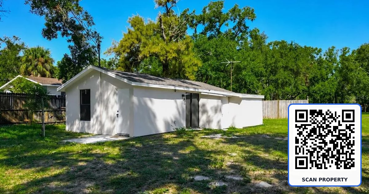 6920 DELANO AVENUE property photo