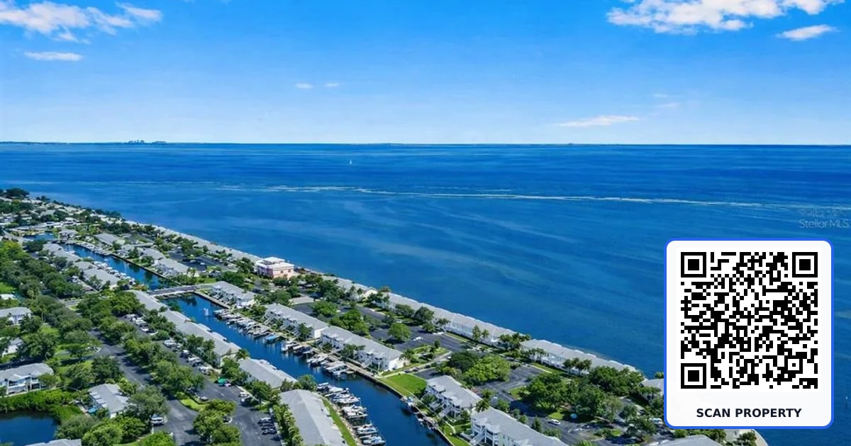 5245 COQUINA KEY DRIVE SE UNIT D property photo
