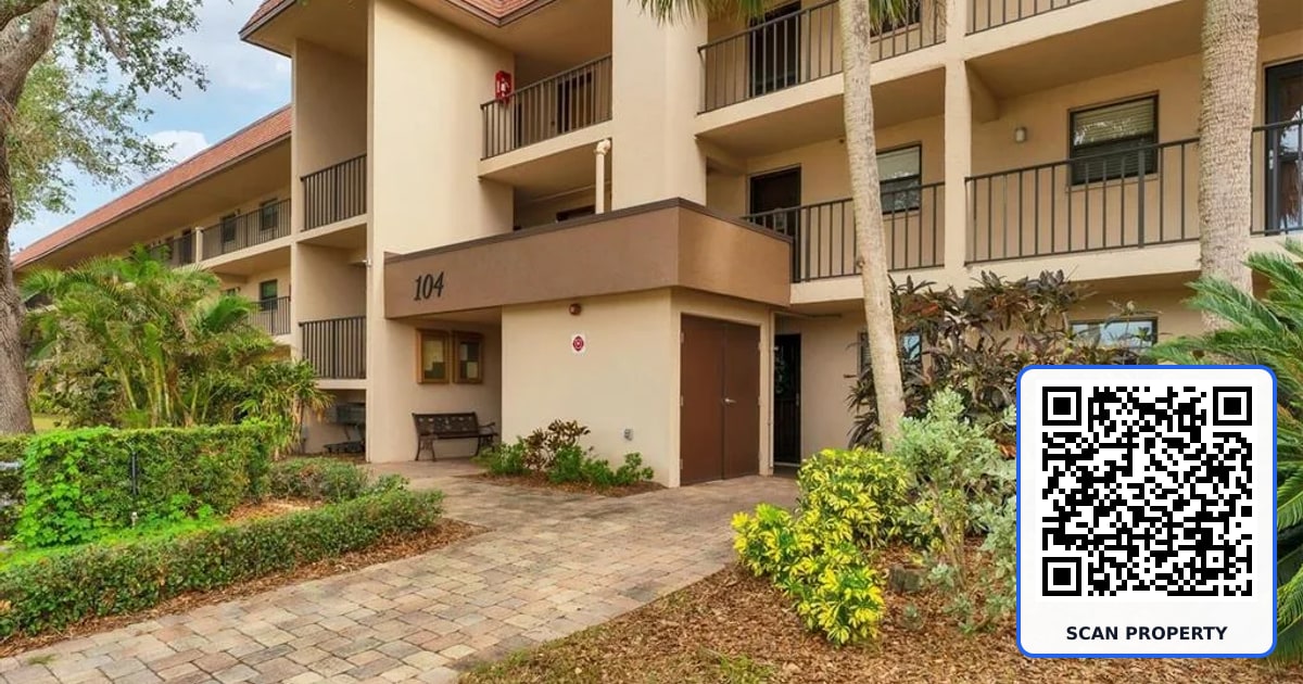 104 CAPRI ISLES BOULEVARD UNIT 112 property photo