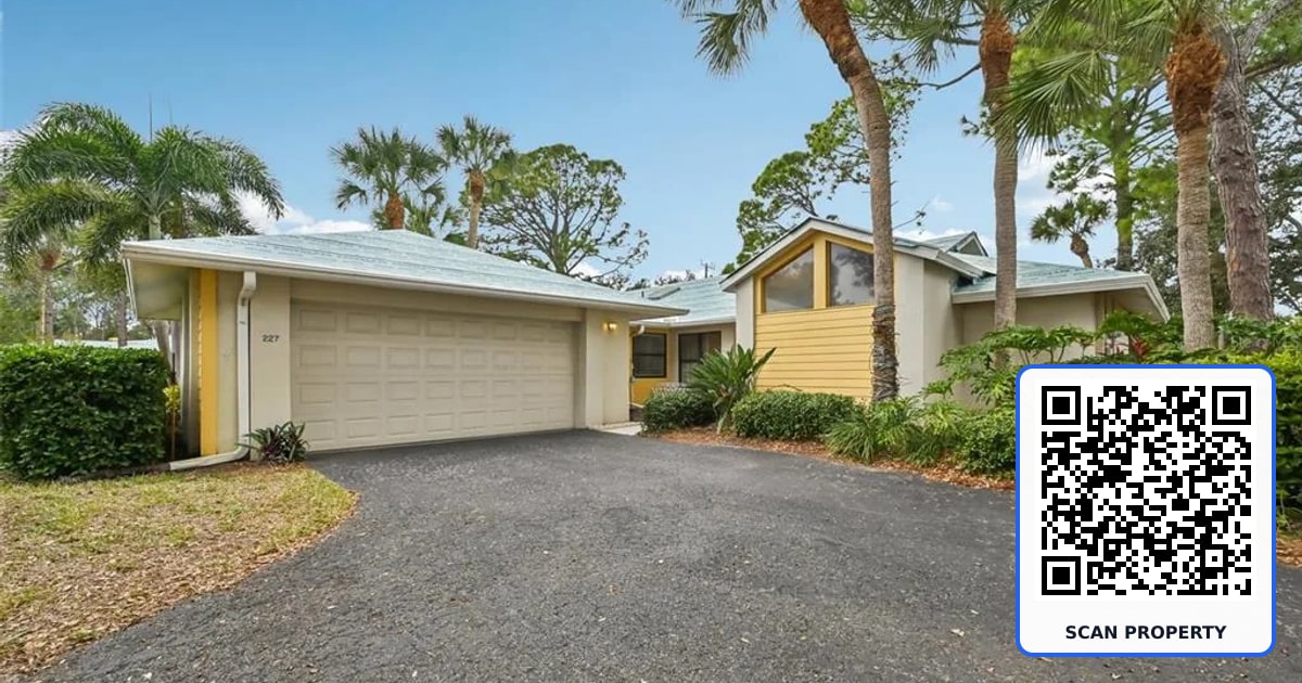 227 SOUTHAMPTON DRIVE UNIT 289 property photo