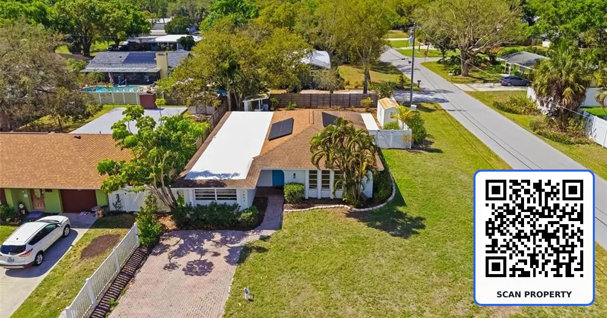 1097 WILLIS AVENUE property photo