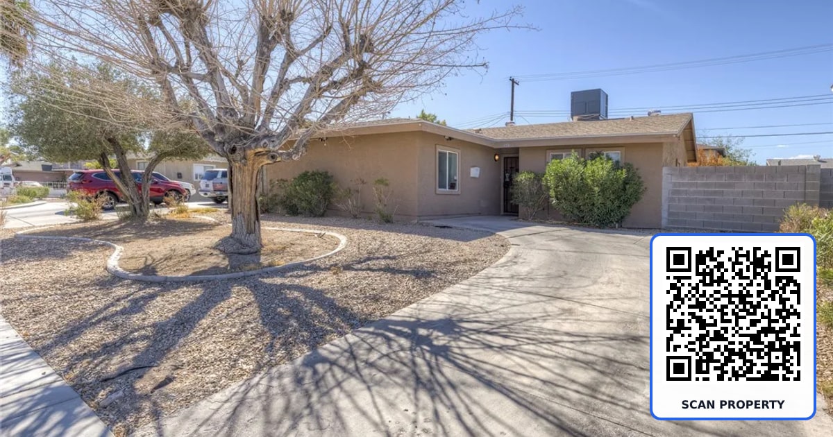 1305 North Mojave Road property photo