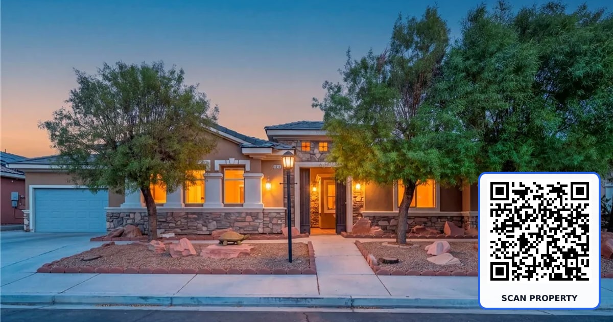 8114 Villa Del Cielo Street property photo