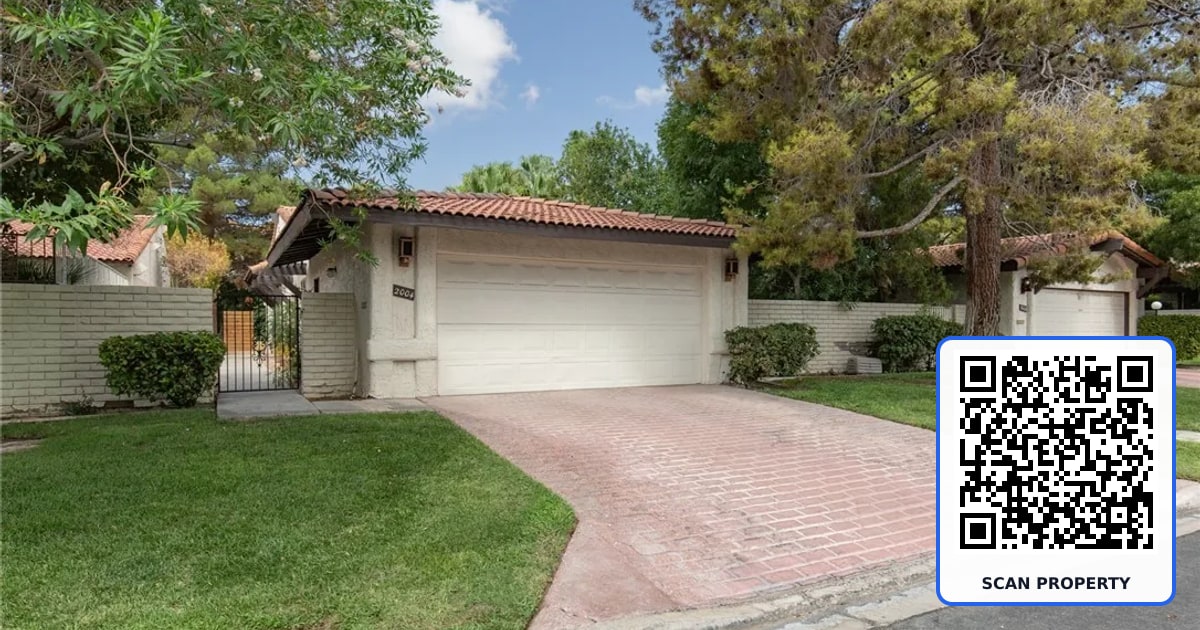 2004 Calle De Espana property photo