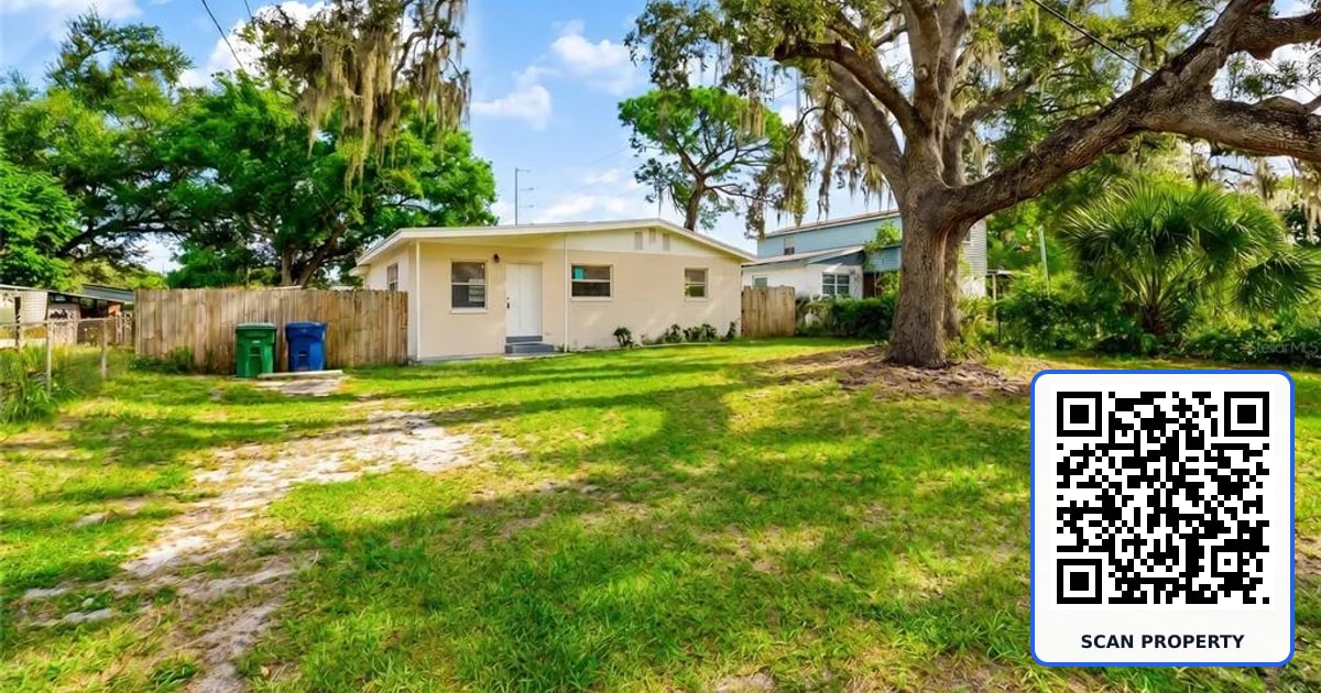 2438 N RAMONA CIRCLE property photo