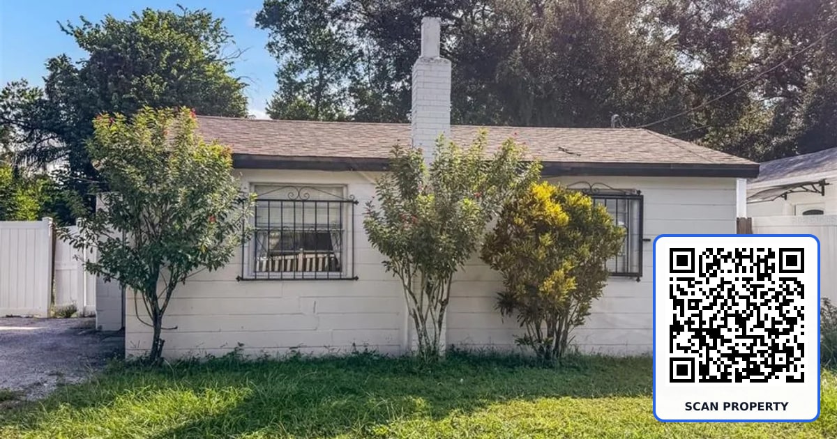 8307 N HILLSBOROUGH LANE property photo
