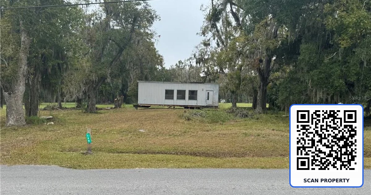 108 E MARKET ROAD property photo
