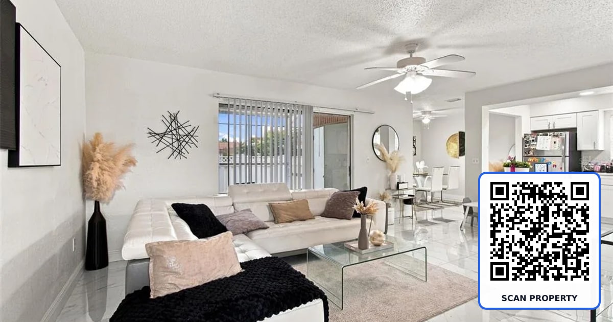 7210 N MANHATTAN AVENUE UNIT 1014 property photo