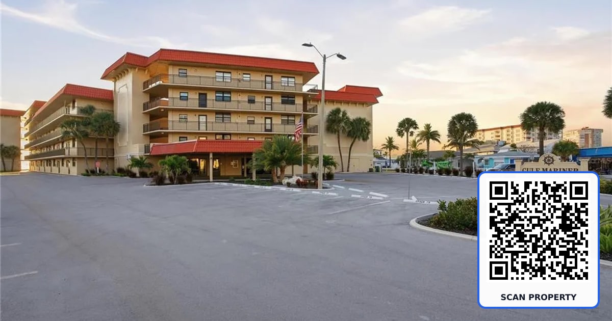 17580 GULF BOULEVARD UNIT 302 property photo