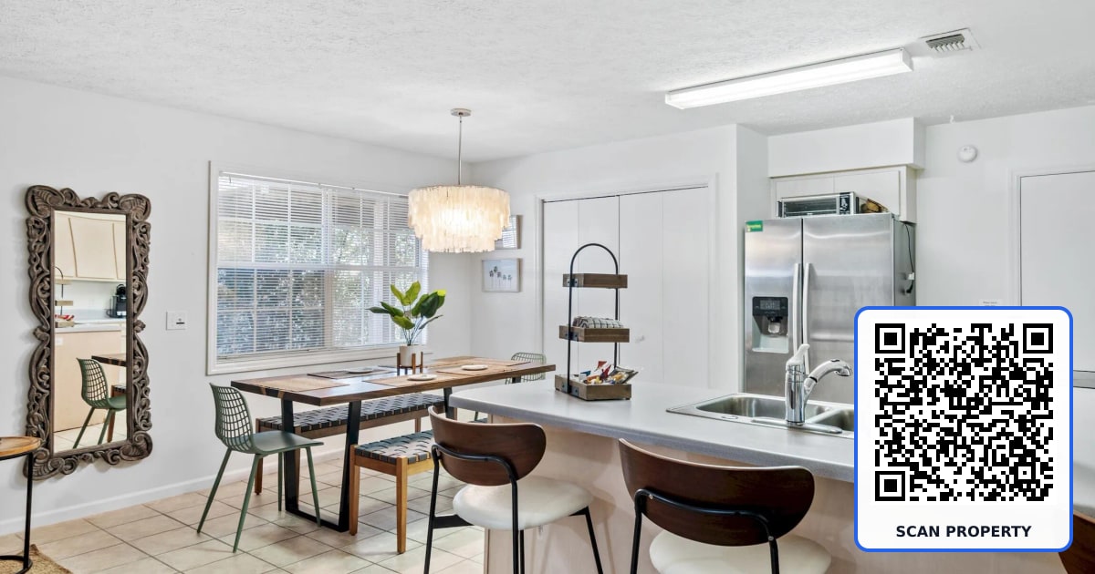 21724 Sunset Avenue property photo