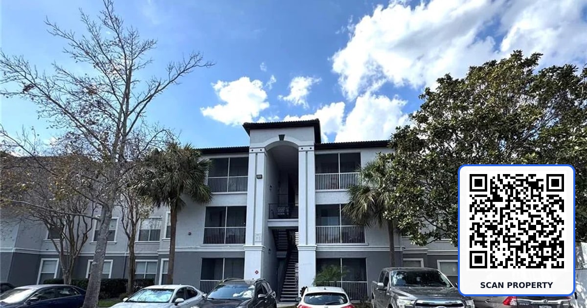 5817 LEGACY CRESCENT PLACE UNIT 302 property photo
