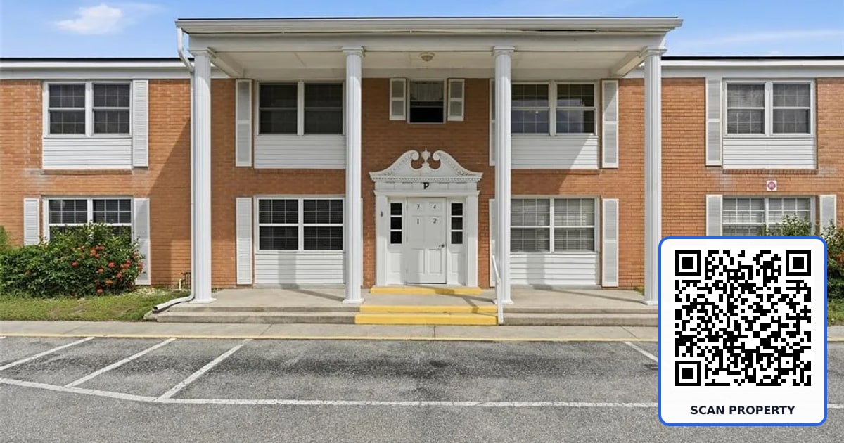 4158 TAMIAMI TRAIL UNIT P4 property photo