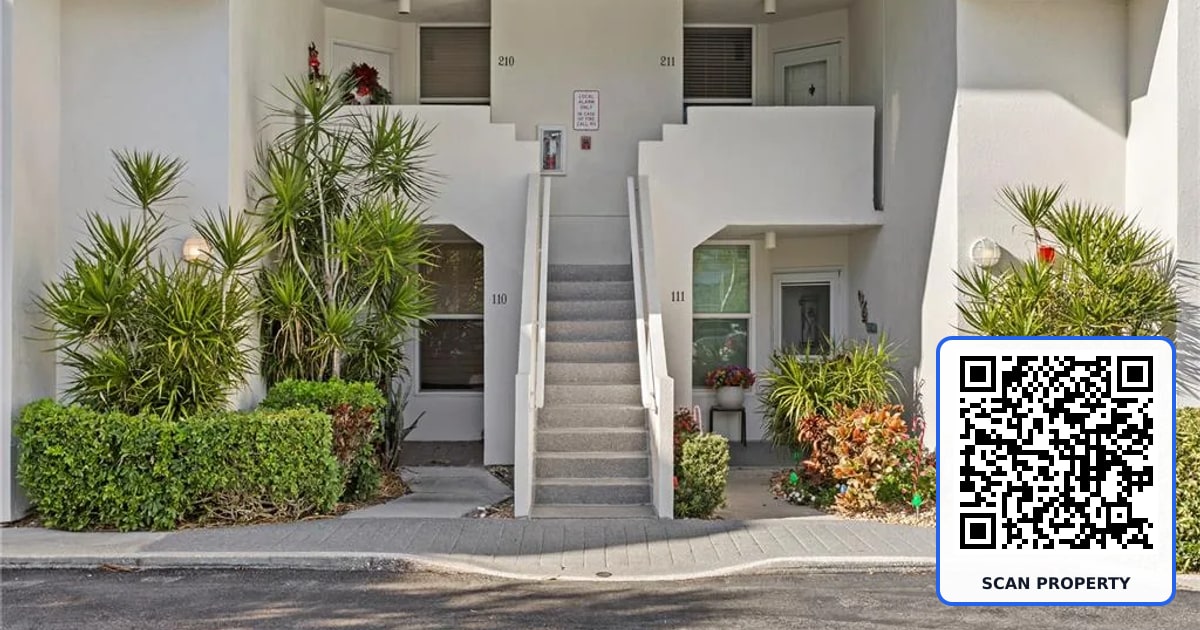5279 ISLA KEY BOULEVARD S UNIT 211 property photo