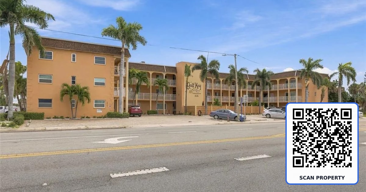 3575 GULF BOULEVARD UNIT 105 property photo