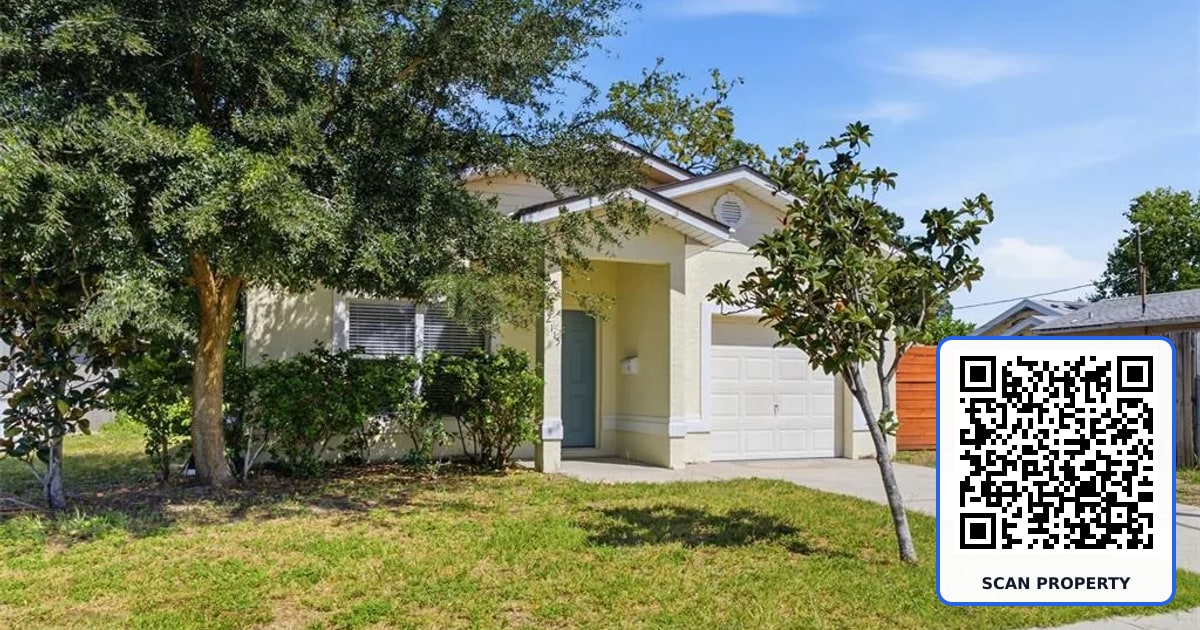 2115 SALEM AVENUE N property photo