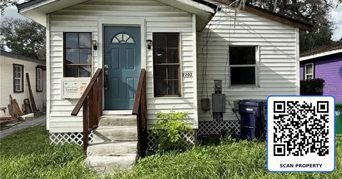 1202 E OSBORNE AVENUE property photo
