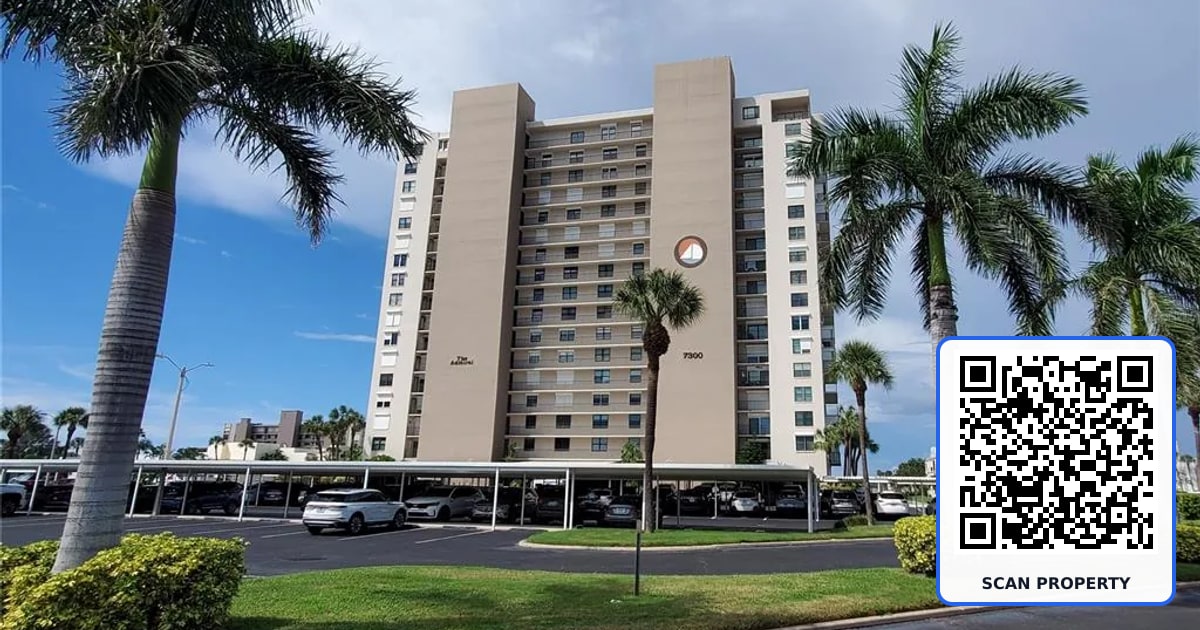 7300 SUN ISLAND DRIVE S UNIT 701 property photo