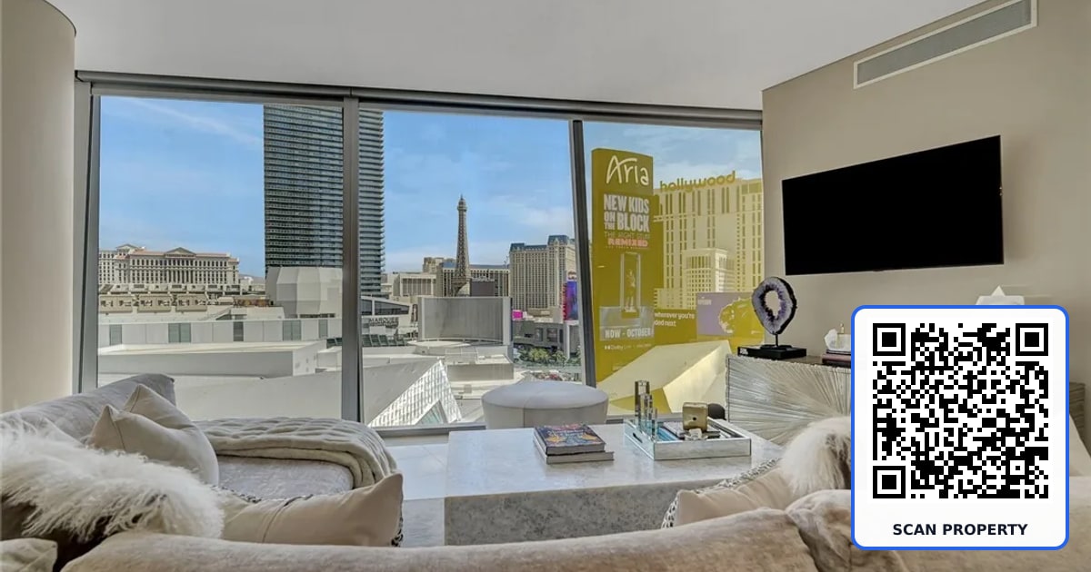 3722 South Las Vegas Boulevard 807 property photo