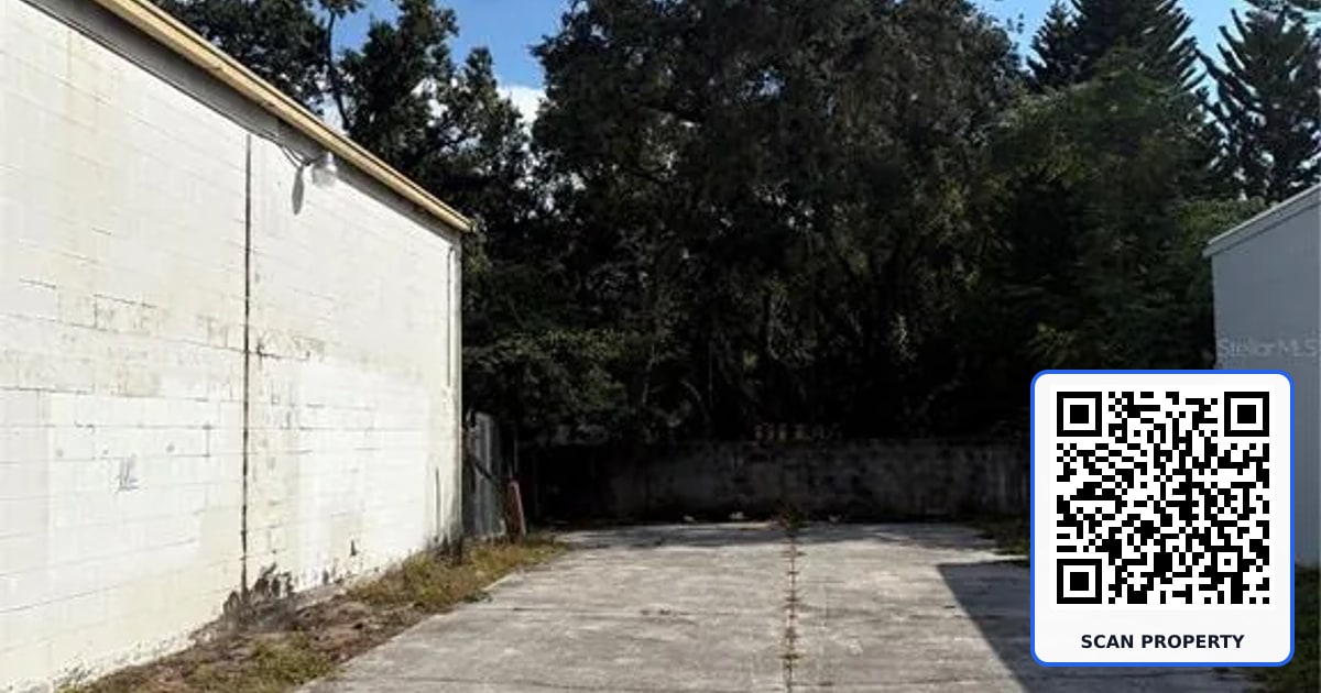 1808 W WATERS AVENUE property photo