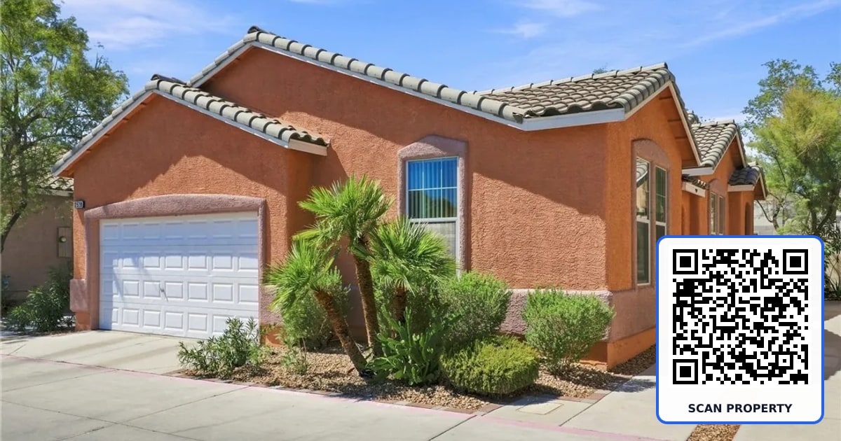 2528 Living Rock Street property photo