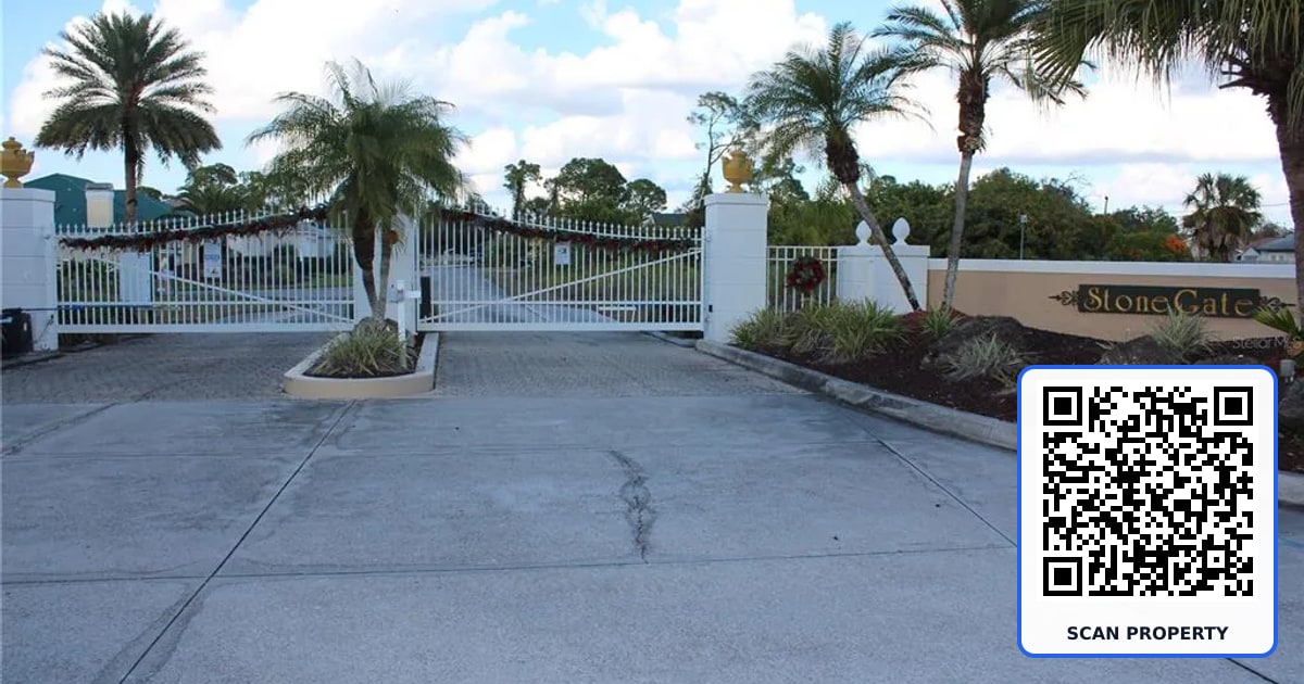 2250 STONEGATE CIRCLE property photo
