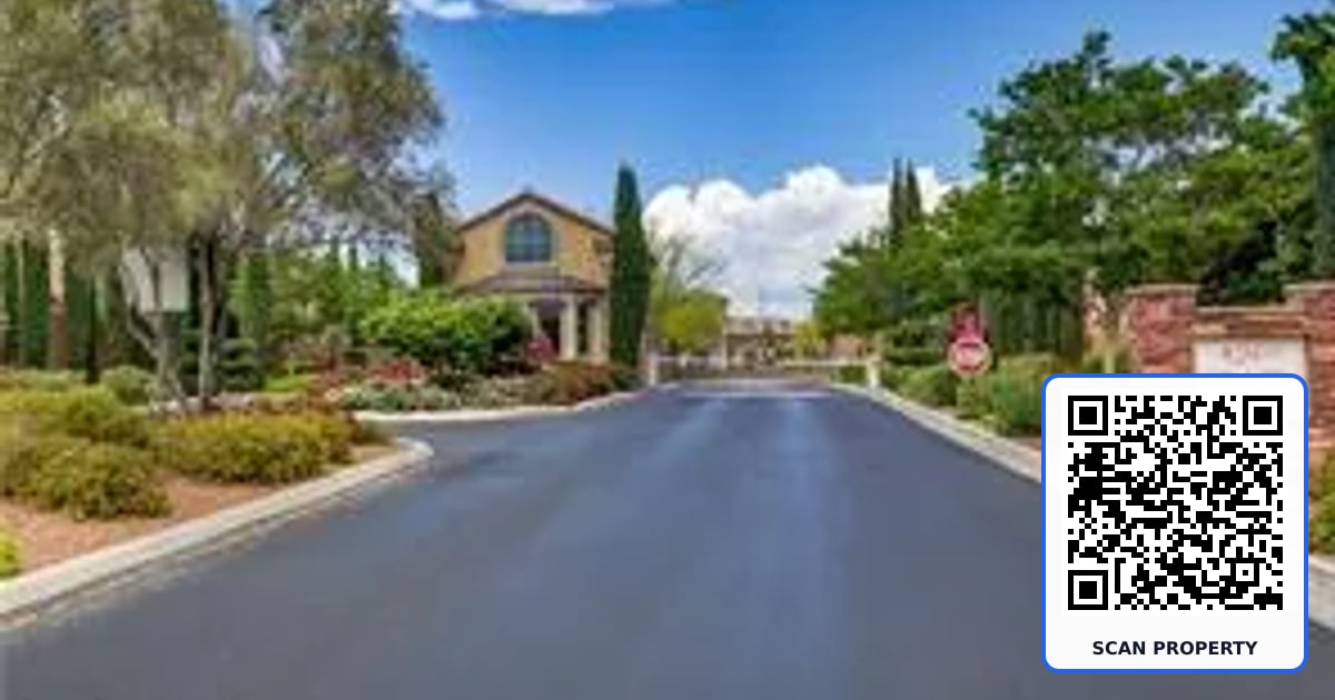 2312 Malaga Peak Street property photo