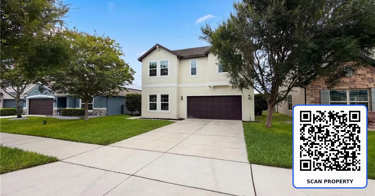 811 MAPLE LEAF LOOP property photo