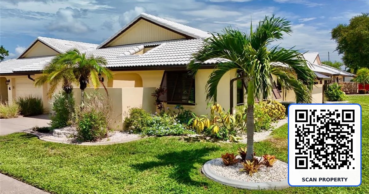 44 SANDSTONE CIRCLE property photo