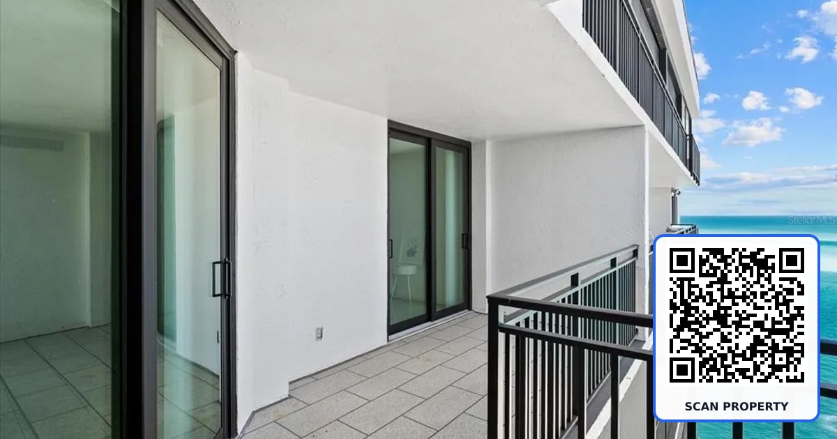 4822 OCEAN BOULEVARD UNIT 11E property photo