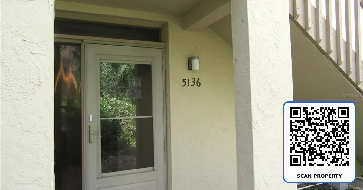 5136 HARPERS CROFT UNIT 11 property photo