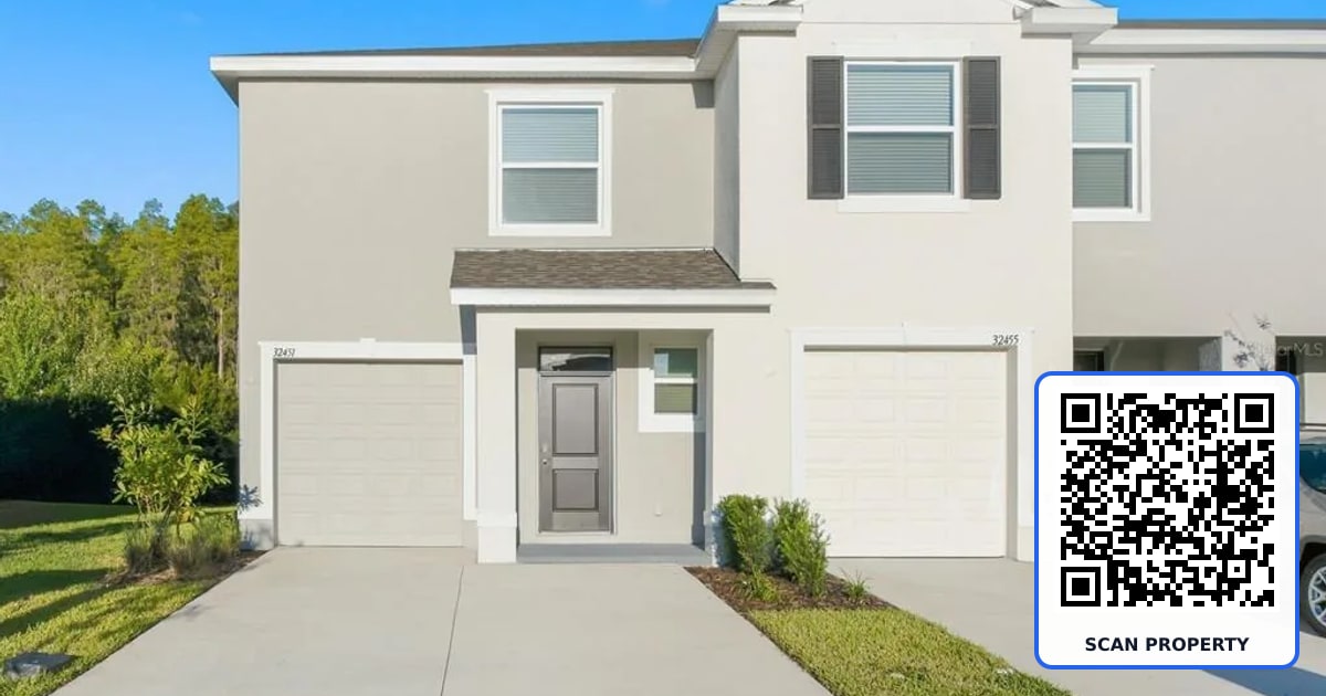 32451 WELLING BLADE LOOP property photo