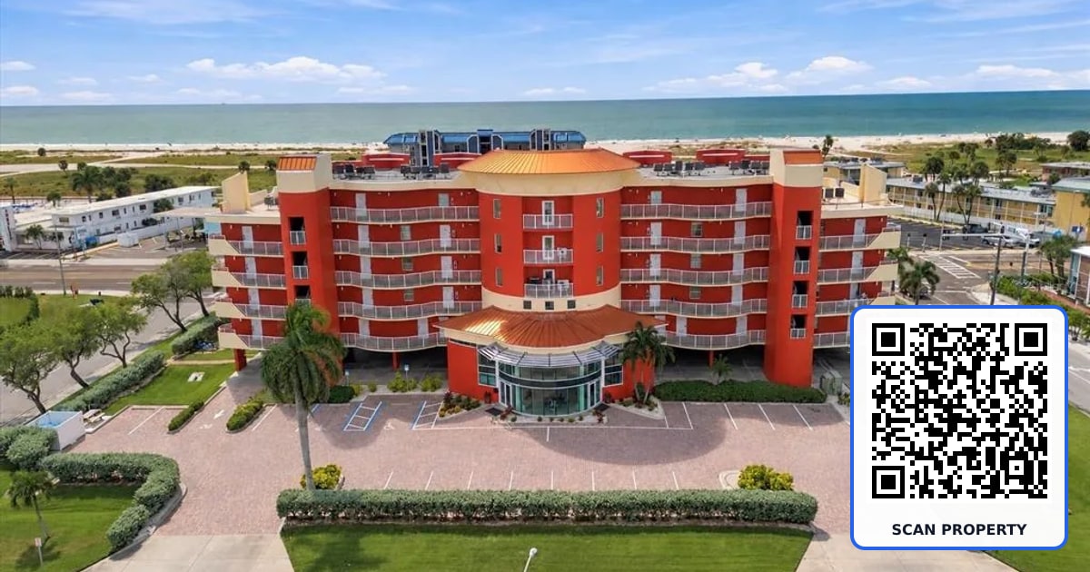 11605 GULF BOULEVARD UNIT 402 property photo
