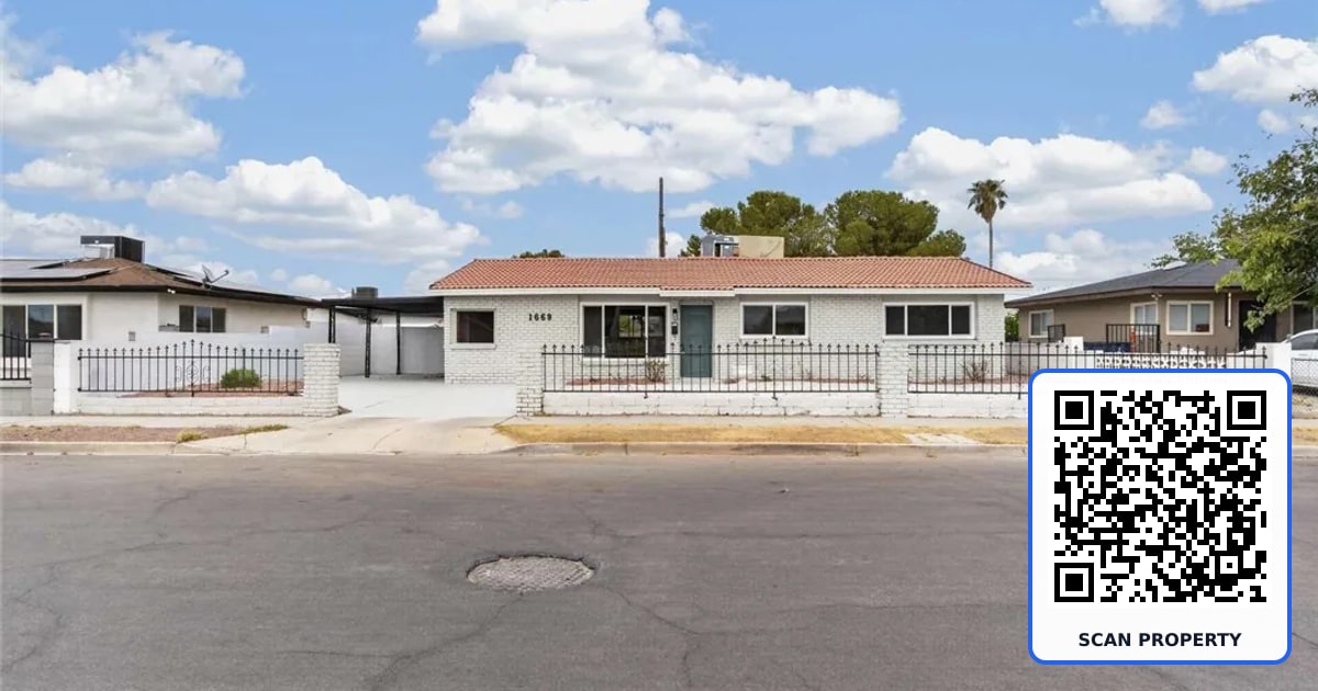 1669 North G Street property photo