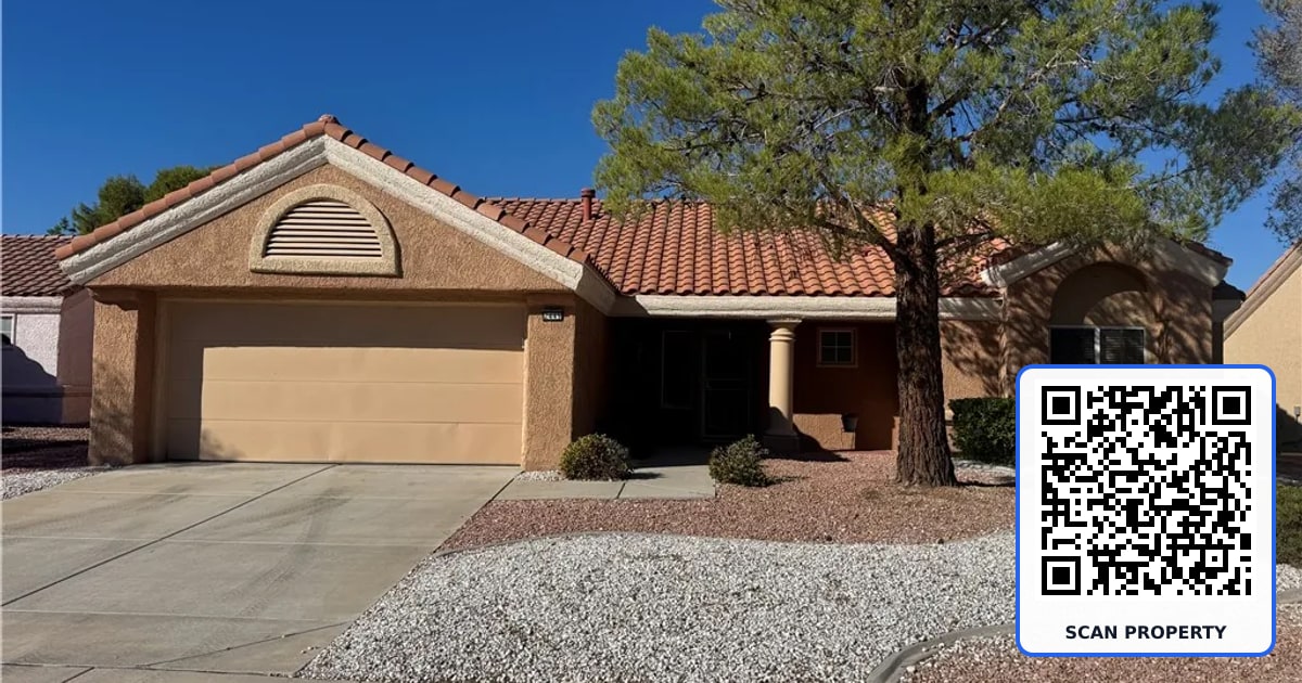 2449 Desert Glen Drive property photo