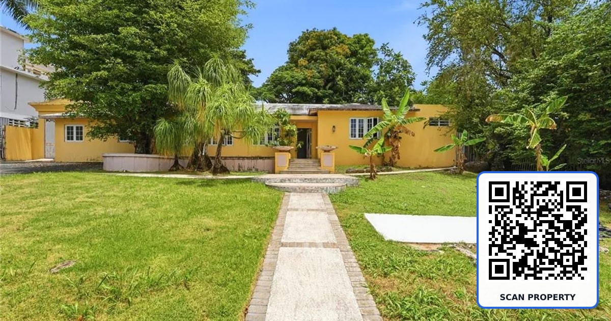 2 CALLE J property photo