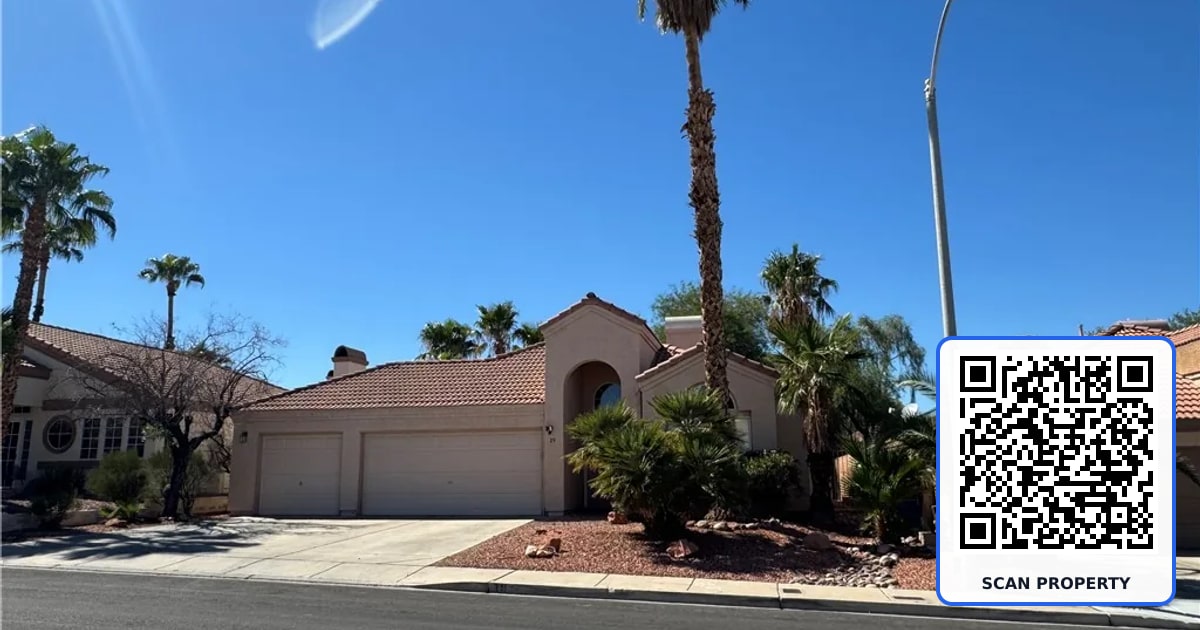 19 Sandwedge Drive property photo