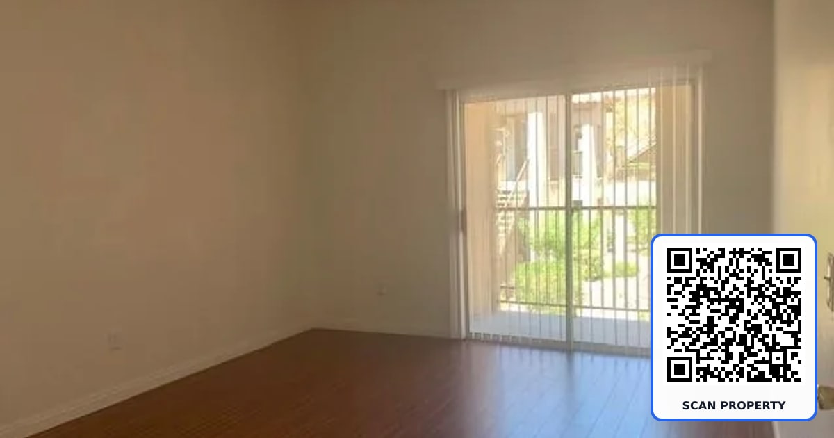 2110 Los Feliz Street 2055 property photo