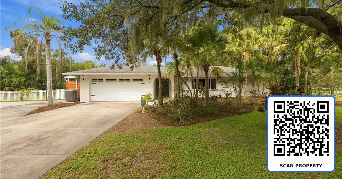 7402 CASTLE DRIVE property photo