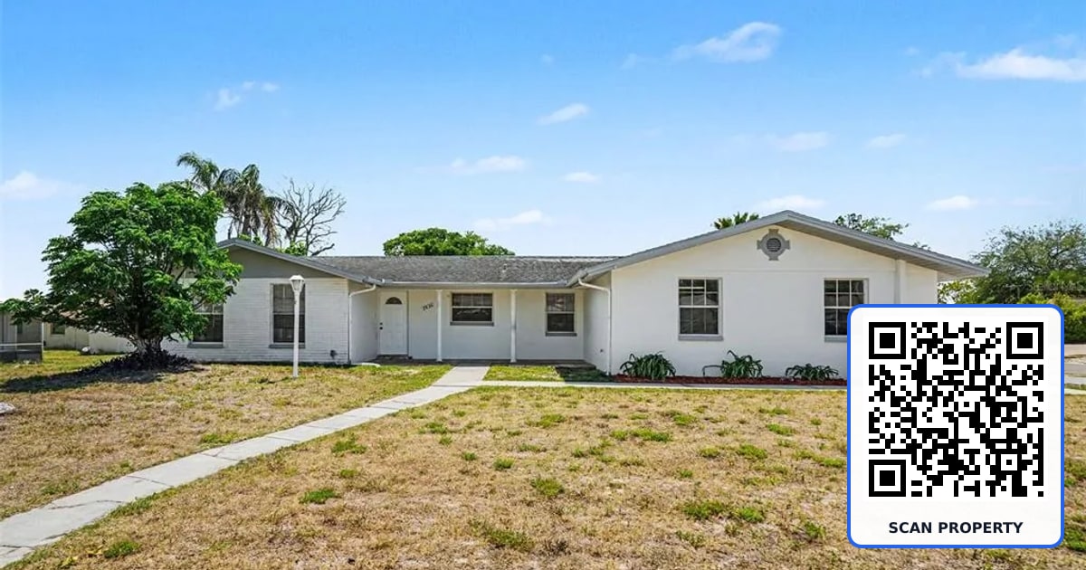7836 LOTUS DRIVE property photo