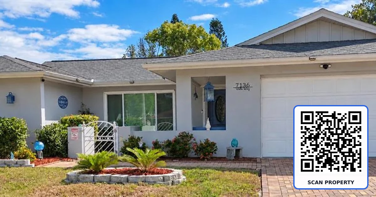 7136 VISTA WAY property photo