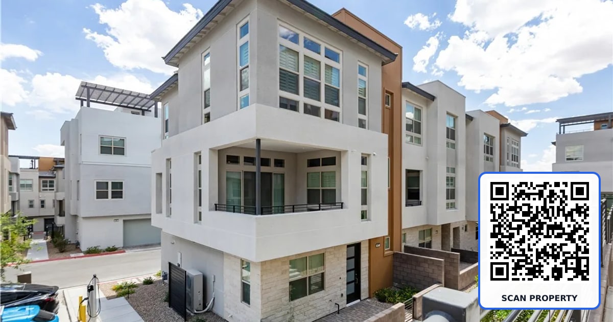 647 Spotted Falcon Street property photo