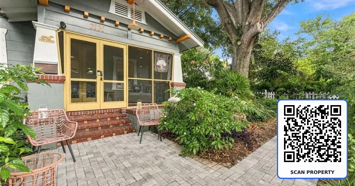 2121 DARTMOUTH AVENUE N property photo