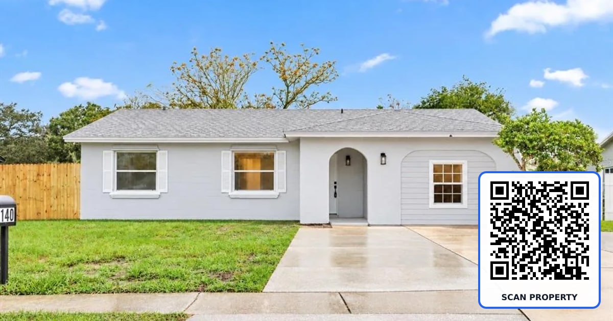 140 BOMBAY AVENUE property photo