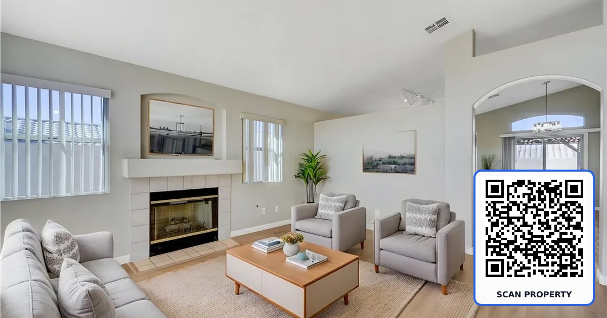 916 BLUE ARROYO Drive property photo