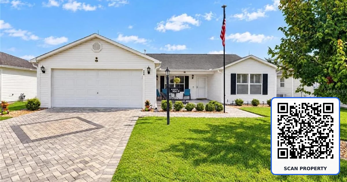 954 BARRYMOORE LOOP property photo